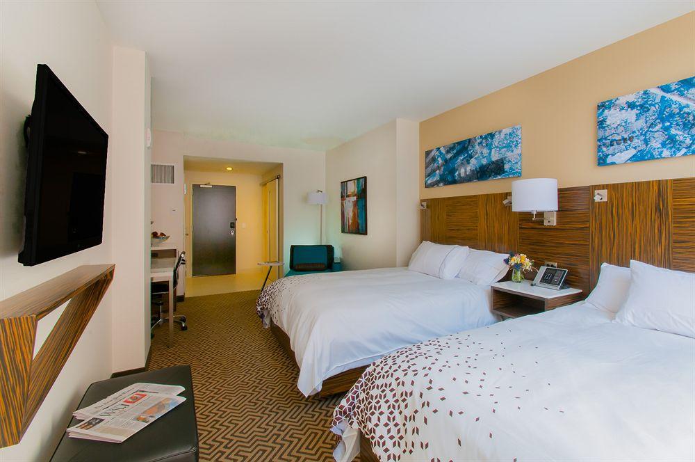 Renaissance Denver Downtown City Center Hotel Экстерьер фото
