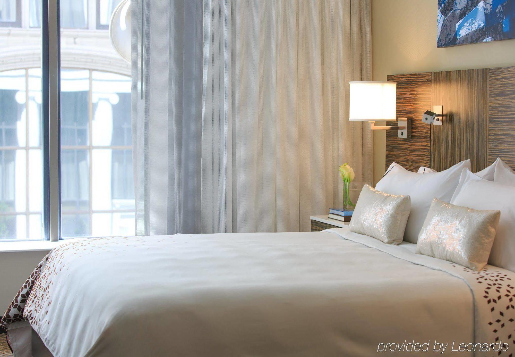 Renaissance Denver Downtown City Center Hotel Экстерьер фото